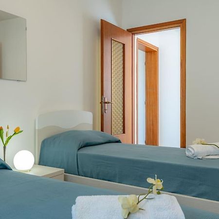 La Serena Large Apartment With Wifi, A/C, Private Parking Acquaseria エクステリア 写真