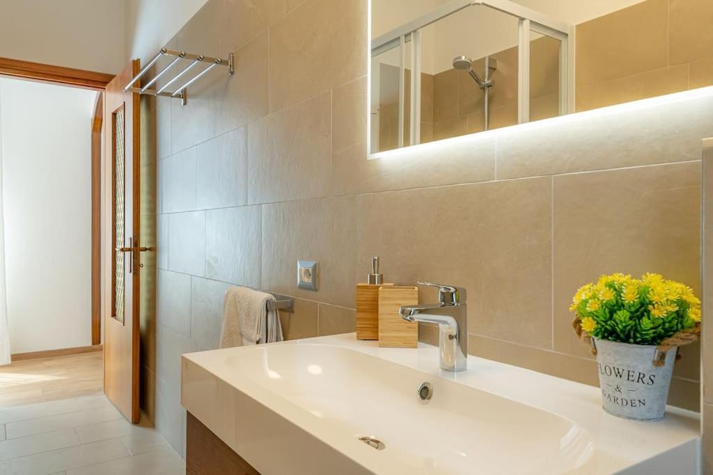 La Serena Large Apartment With Wifi, A/C, Private Parking Acquaseria エクステリア 写真
